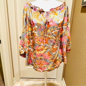 Floral print off shoulder shirt